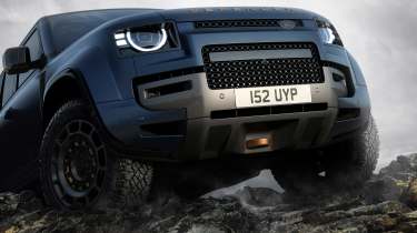 Land Rover Defender MY26 - grille