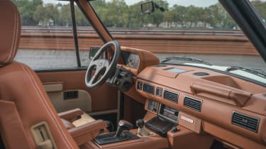 Kingsley ULEZ Range Rover Classic - dash