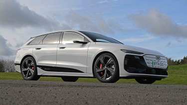 Audi S6 Avant e-tron - front static