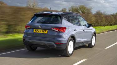 SEAT Arona - rear tracking