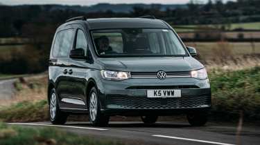 Volkswagen Caddy - front tracking