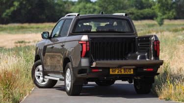 KGM Musso Rhino - rear