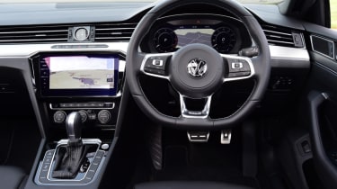 Twin test - VW Arteon - cockpit