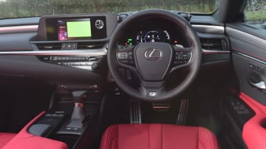 Used Lexus ES - dash