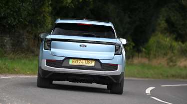 Ford Explorer - rear cornering