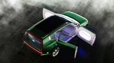Hyundai SEVEN concept - above doors open