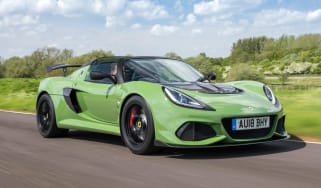 Lotus Exige Sport 410 - front action