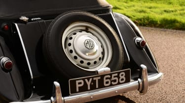 MG TF 1953 spare wheel