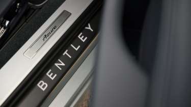 Bentley Continental GTC Azure - sill