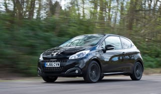 Peugeot 208 Black Edition 2017