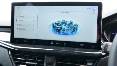 Ford Focus ST Track Pack - infotainment screen