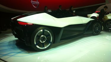 Nissan bladeglider tokyo 2013 side