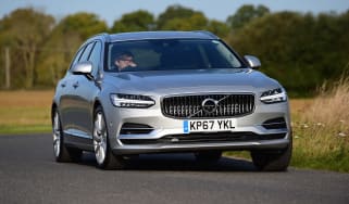 Volvo V90 T8 - front