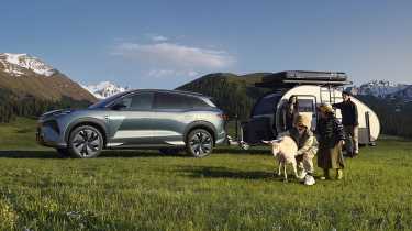 New BYD Sealion 8 - towing