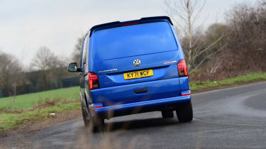 Volkswagen Transporter Sportline - rear cornering