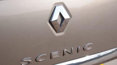 Renault Grand Scenic badge