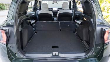 Citroen C3 Aircross - boot seats down