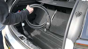 Polestar 3 - cable storage
