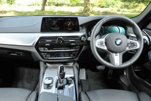 BMW 5 Series Touring - interior