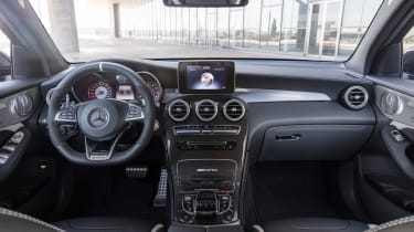 Mercedes-AMG GLC 63 interior