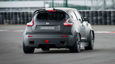 Nissan Juke-R 2.0 - rear action