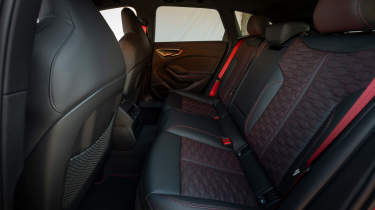 Audi RS 5 Avant - rear seats