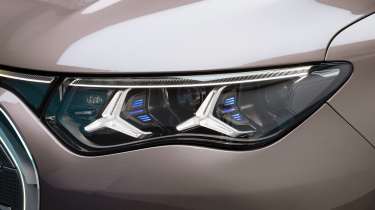 Mercedes VLE - front light