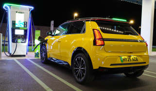 Renault 5 E-Tech Iconic charging at night