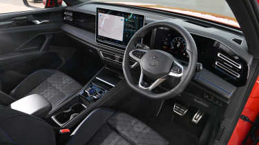Volkswagen Tiguan R-Line 2.0 TSI 4Motion - dashboard