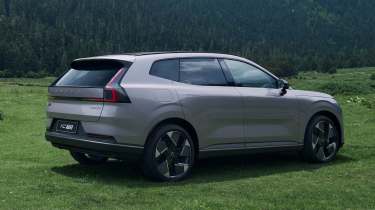 Volvo XC70 - rear static