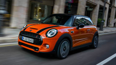 MINI Hatch - front tracking