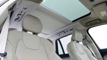 Volvo XC90 - seats
