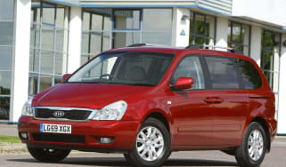 Kia Sedona front
