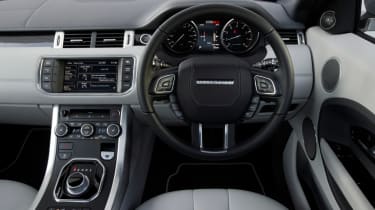 Range Rover Evoque off-road dash