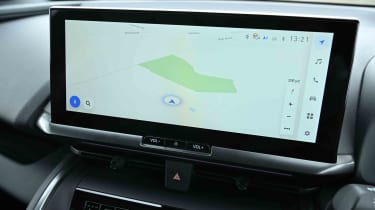 Toyota C-HR - sat-nav