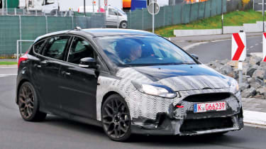 Ford Focus RS spy shot - front