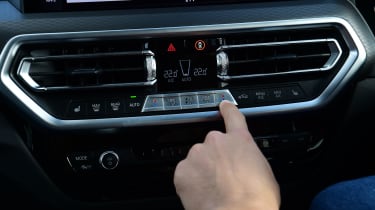 BMW iX3 - operating climate controls