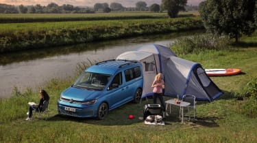 VW Caddy California - tent