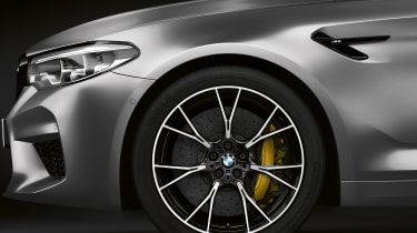 BMW M5 Competition Pack - wheel