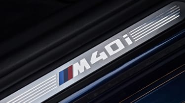 BMW X3 M40i - sill