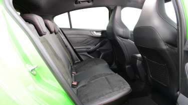 Ford Focus ST - rear seats