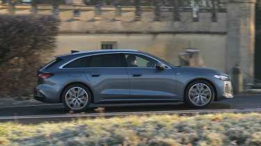 Audi A5 Avant -  side panning