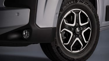 Toyota Proace Max wheel