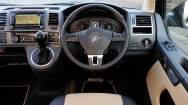 VW Caravelle SE BiTDI DSG interior