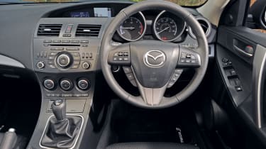 Mazda 3 dash