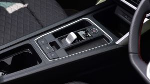 SEAT Leon e-Hybrid long termer - first report transmission
