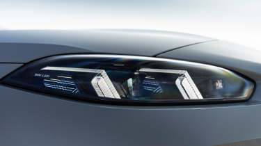 BMW M235i - headlight