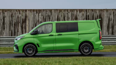 Ford Transit MS-RT - side