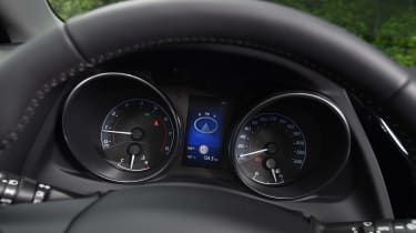 New Toyota Auris 2015 dials