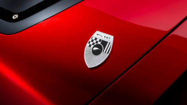 McLaren M6GT Concept - badge